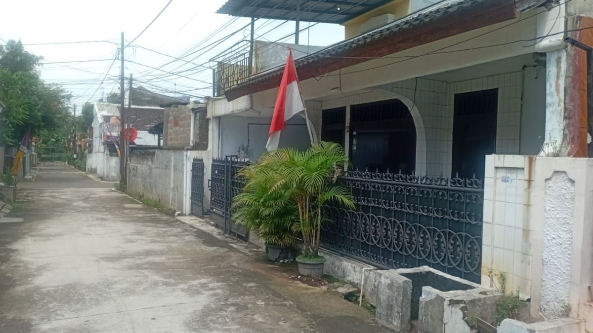 Properti terdaftar untuk dijual atau disewa - Dijual Rumah Nyaman Di Dalam Komplek Pekayon, Bekasi Ag2036